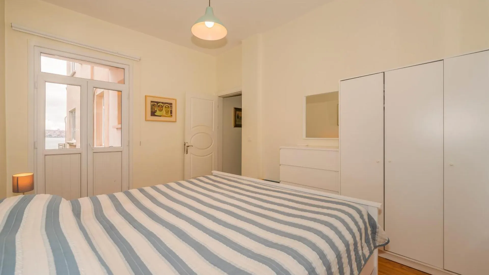 Waterfront Apartments With A Stunning View Istanbul