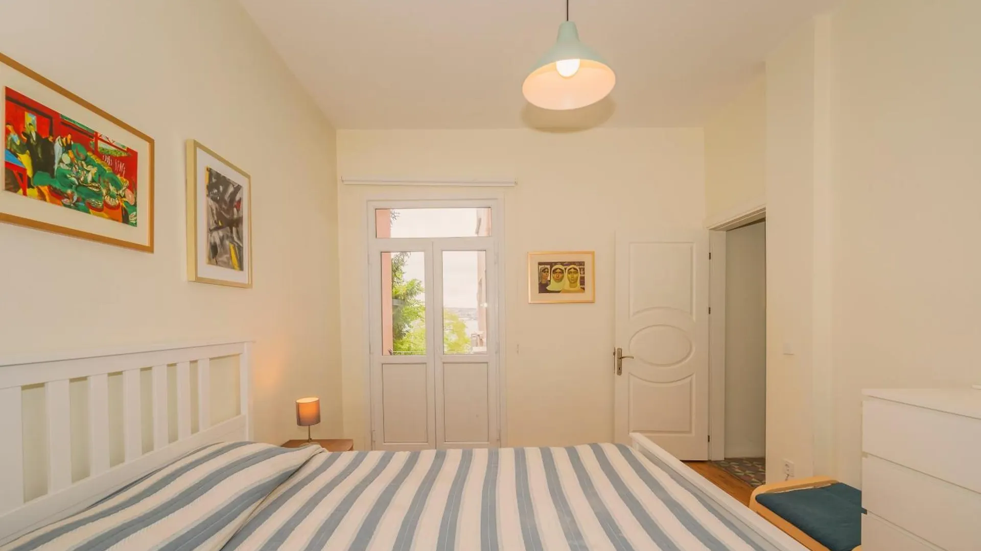 Waterfront Apartments With A Stunning View Istanbul
