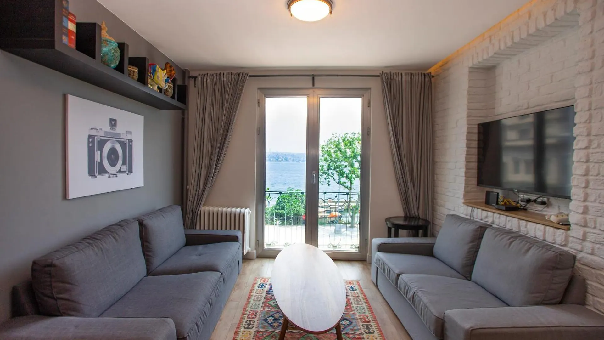 Waterfront Apartments With A Stunning View Istanbul